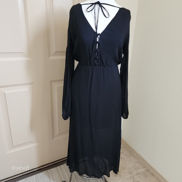 REFORMATION Plunge V-Neck Long Sleeve midi Dress Size 2 Black - Picture 1 of 7